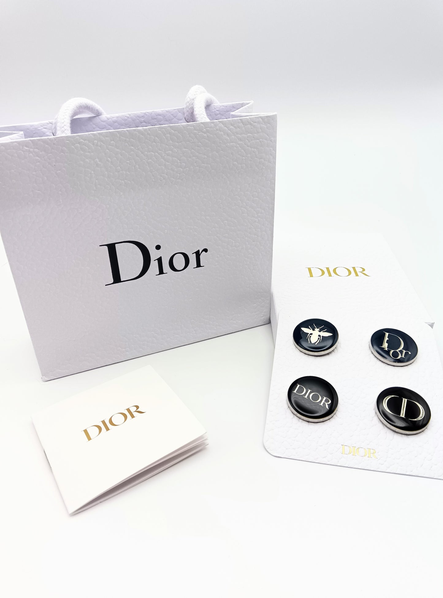 Diorピンバッジ#ブローチ