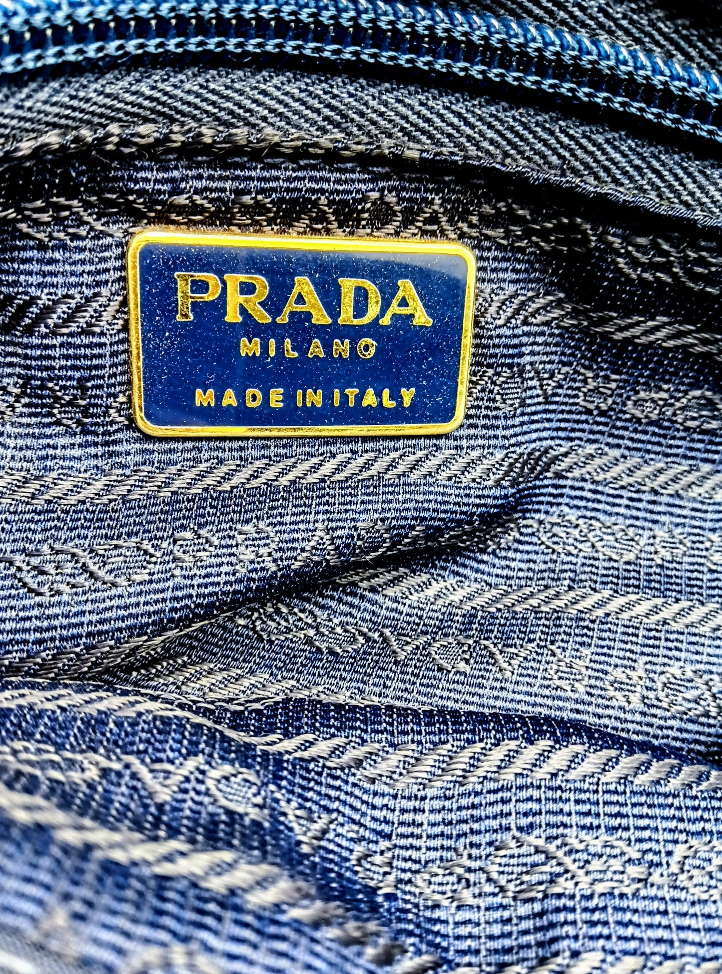 PRADAポコノ チェーンショルダーバッグ